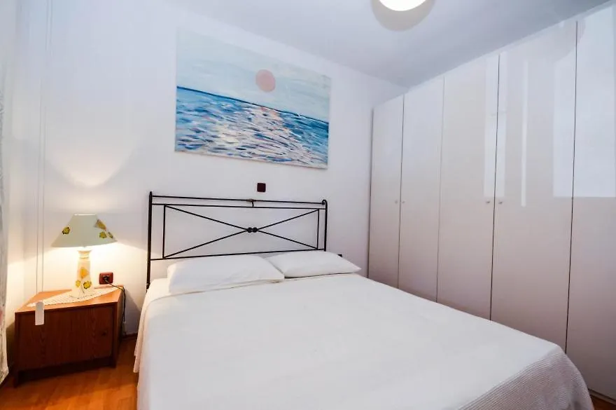 Volme Apartment Banjole