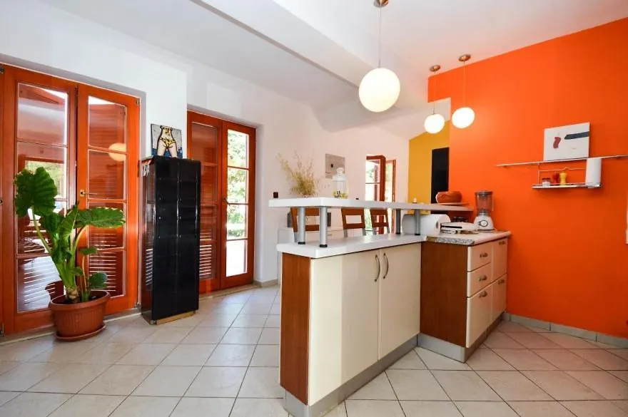 Volme Apartment Banjole
