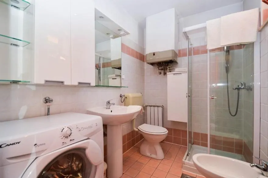 Volme Apartment Banjole